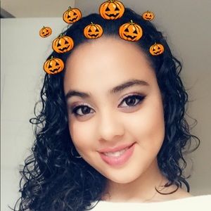 Meet your Posher, Lizeth